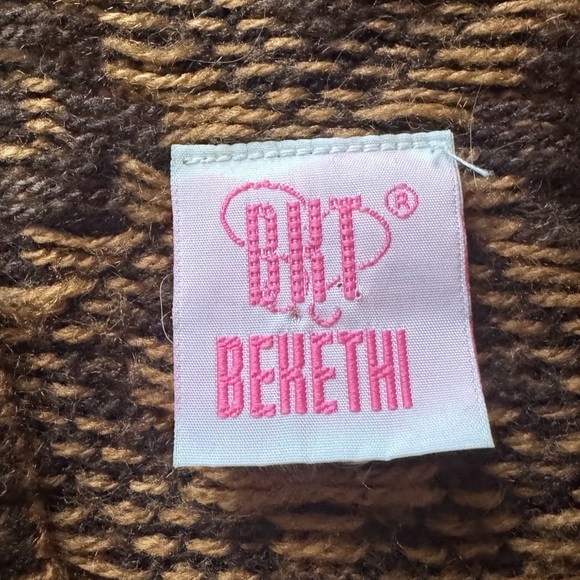 Vintage alpaca BEKETHI BKT hoodie sweater Made in Peru women’s size small - Picture 8 of 9